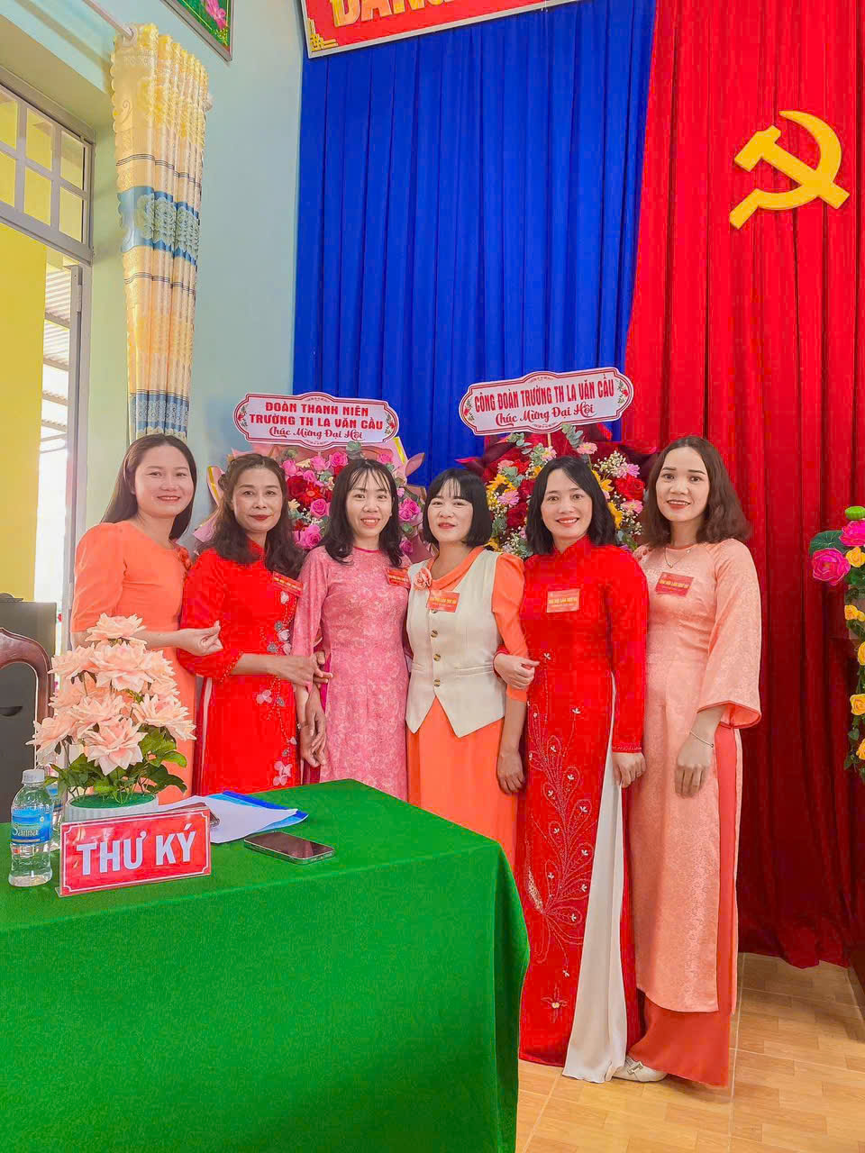 ĐẠI HỘI CHI BỘ TRƯỜNG TH LA VĂN CẦU LẦN THỨ VII, NHIỆM KỲ 2025-2027